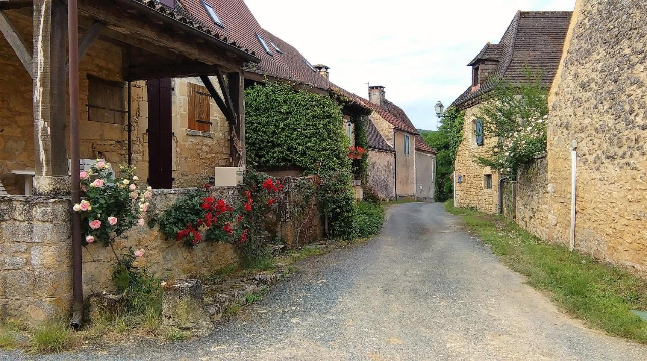 Maison Chaumont Vezac  Exterior photo